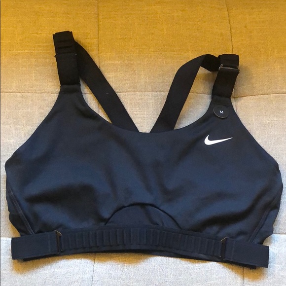 nike infinity sports bra